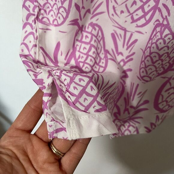 Chubbies Hawaiian Rayon Sunday Button Shirt Size L Pineapple Vacation Resort NEW - Picture 5 of 9